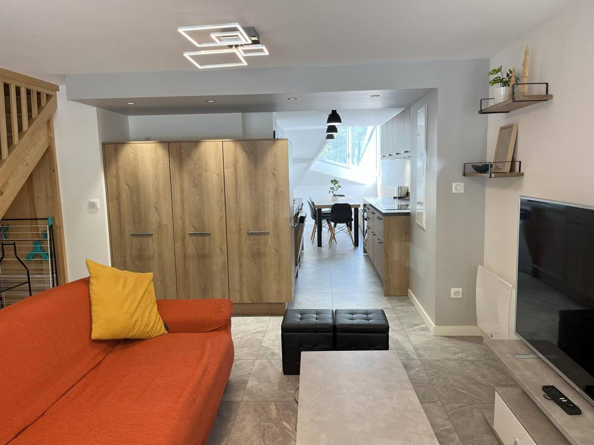 Appartement T4 Renove, Proche Centre, 3 Chambres, 6/8 Pers, Equipe, Est/Ouest, Dispo De Suite - Fr-1-234-254 코트레 외부 사진